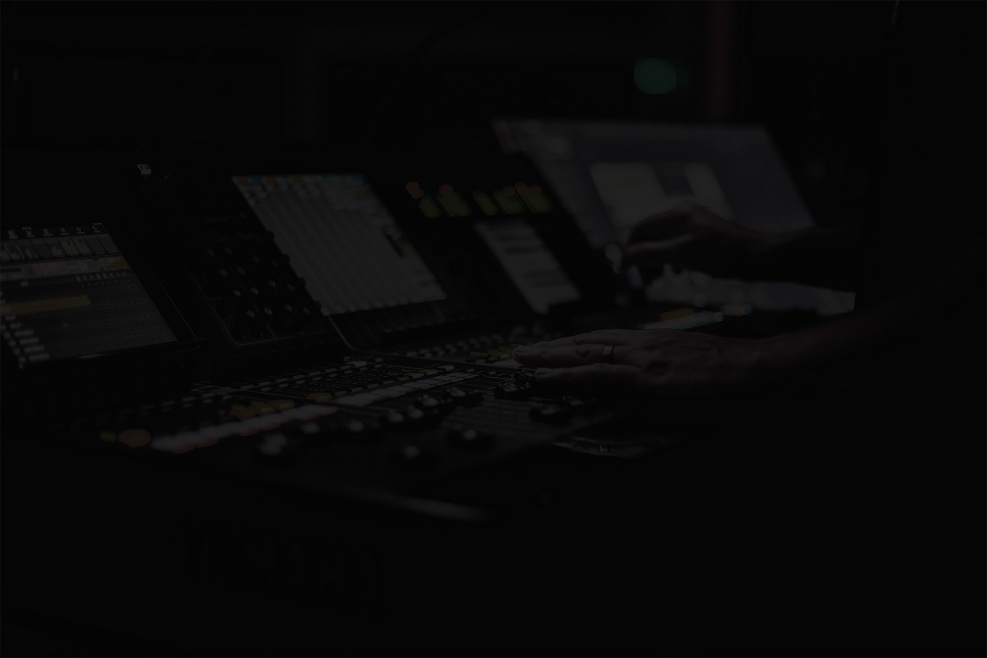 Ego 76 Compressor Lifestyle background